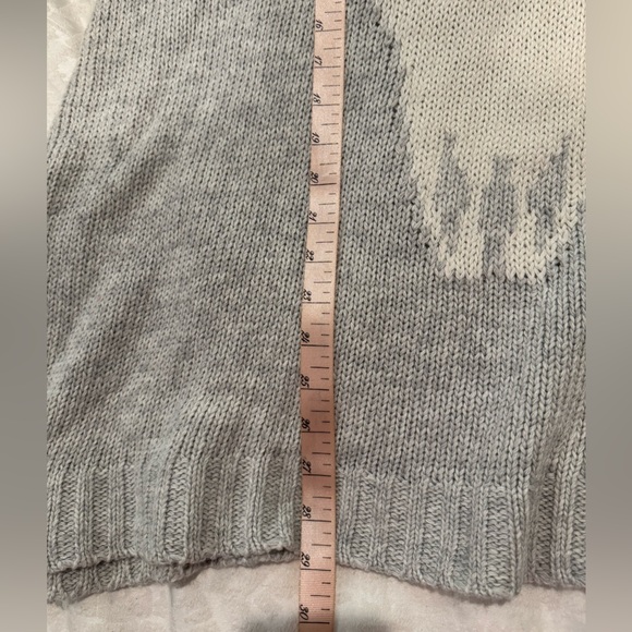 Show Me Your Mumu S Gray White Oversized Mellow Fireside Sweater Bull Skull - Picture 6 of 8